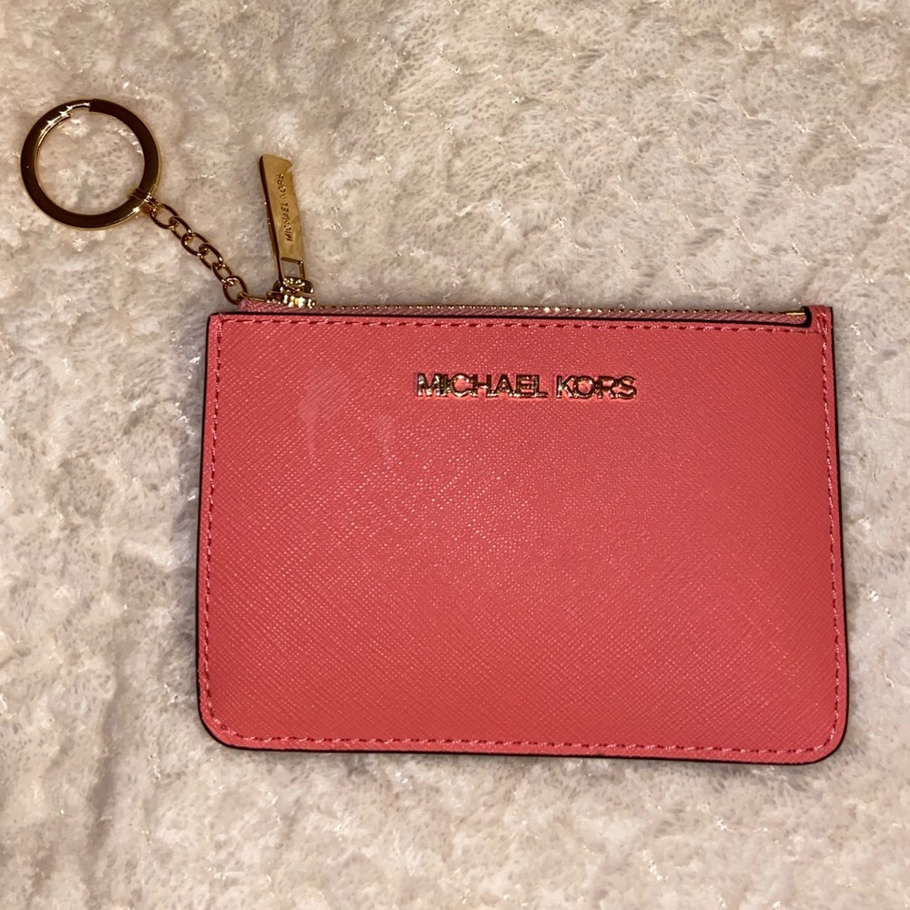 Brand New with tags Michael kors Jet Set Travel
